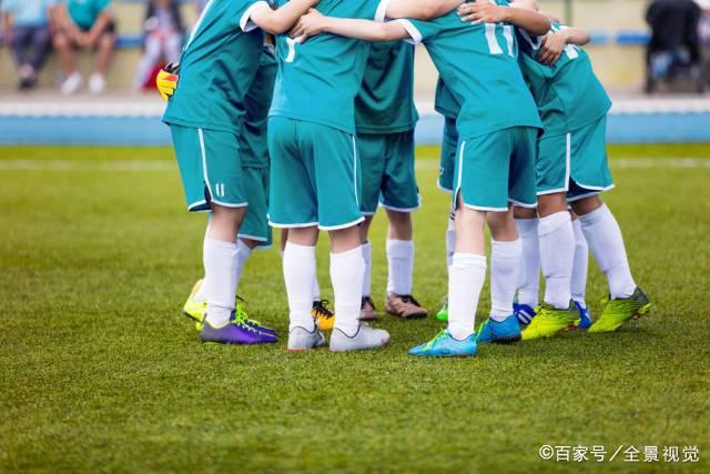 利拉德绝杀字母哥20+14 雄鹿终结火箭5连胜