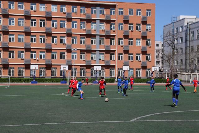 国王不敌绿军战绩与湖人持平 鹈鹕负马刺4连败