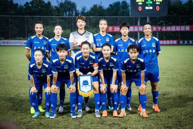 英超综合：曼联客场小胜切尔西