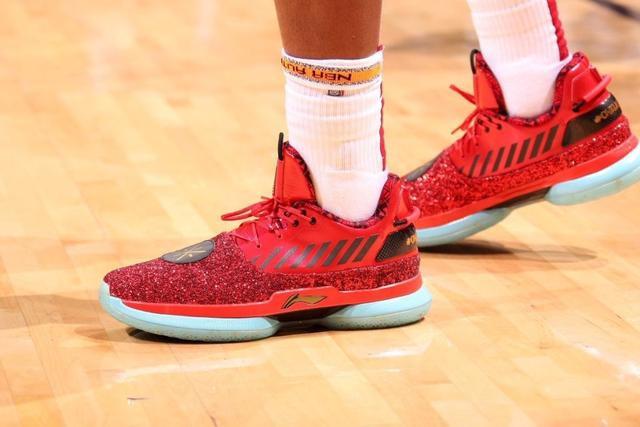 60+三双第三人！琼斯升至CBA历史得分榜第5名